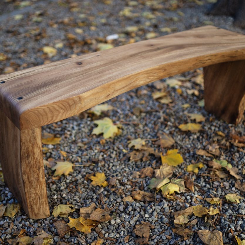 bench_003_7130