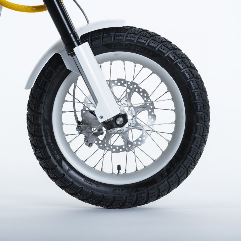 ösa_front_wheel_detail_3519